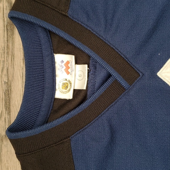 Kids Toronto Maple Leafs hockey jersey - Picture 2 of 11